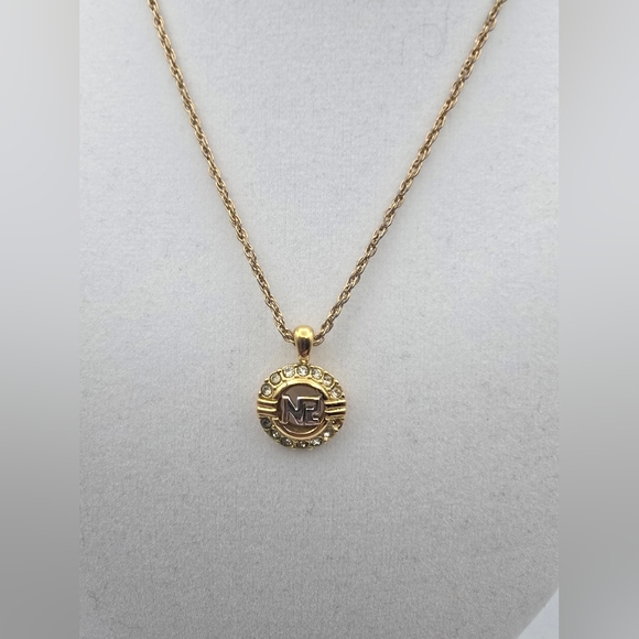 Nina Ricci Beautiful Elegant Gold Plated & Silver Necklace (GOOD TO FAIR)✨️🖤✨️ - Picture 2 of 5